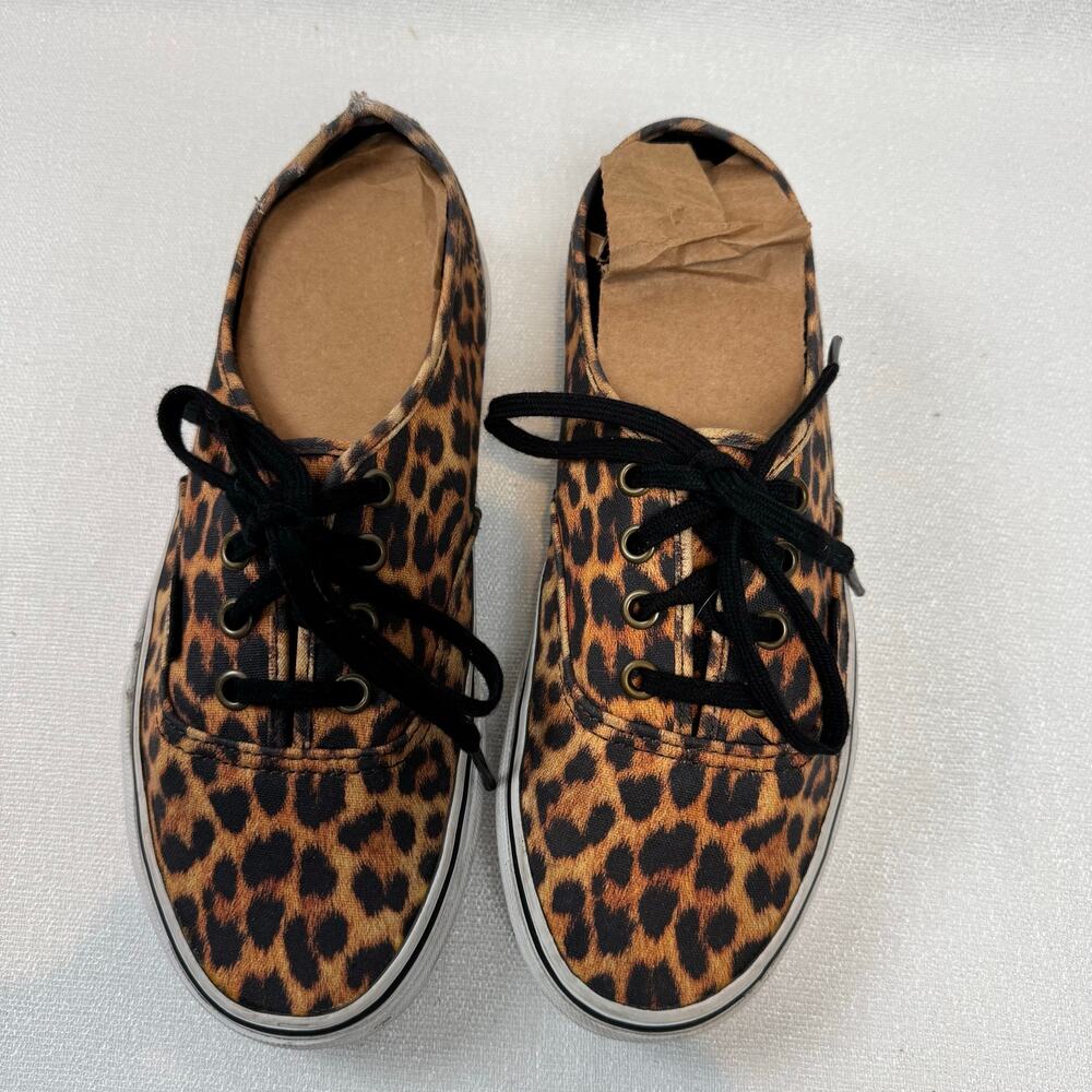 Vans Unisex Leopard Print Canvas Lace up Low Top Athletic Sneaker Size 7 Men 5.5 - Picture 2 of 9